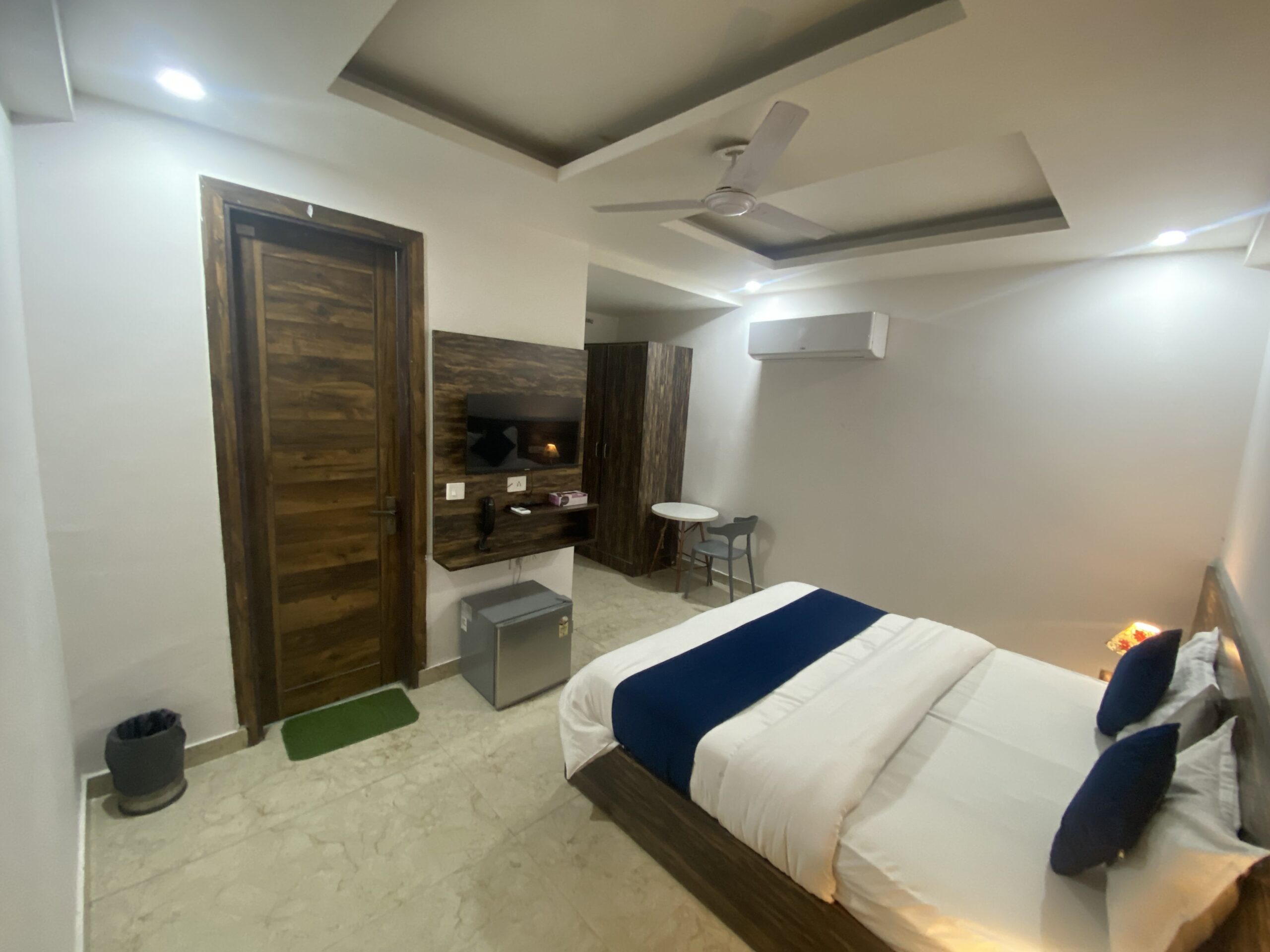 IMG_2783_copy_4032x3024